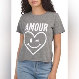 Cinq a Sept Gray 'Amour' Women’s Smiley Heart Shrunken Tee. 100% Cotton Sz S NWT